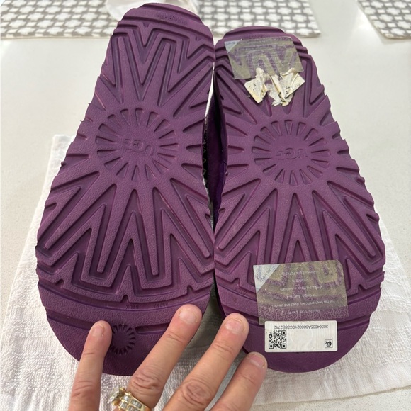 UGG Purple Slippers with White Accents - Picture 2 of 3